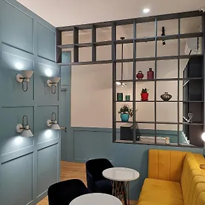 3 3*, Tiflis Gürcistan