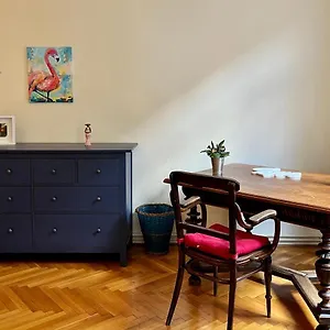 Zen By Market , Budapeşte Macaristan